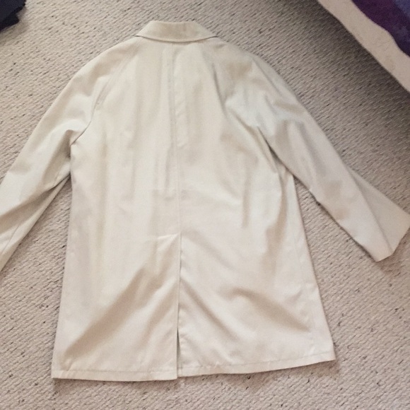 Vintage Trench Coat🤎 - Picture 3 of 6